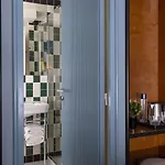 La Conversation Hotel