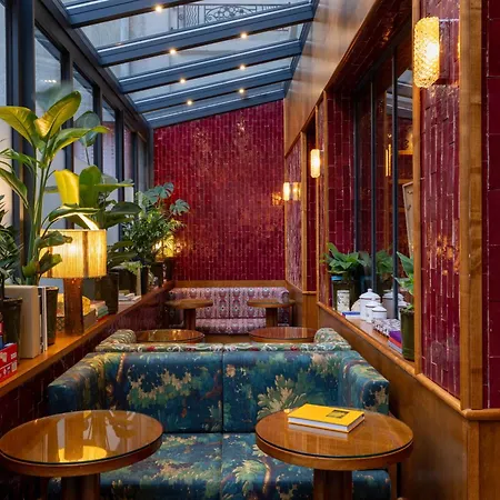 La Conversation Hotel