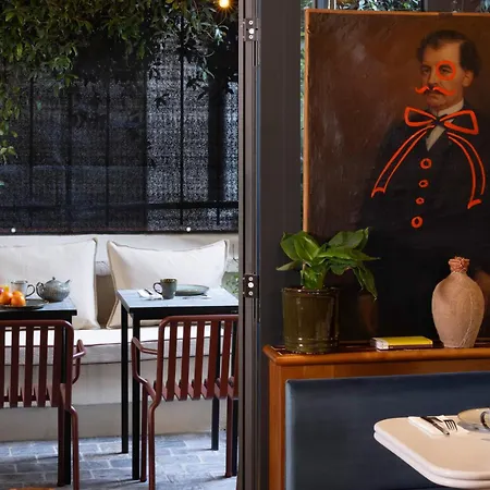 La Conversation Hotel