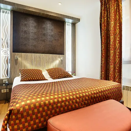 La Conversation Hotel 3*