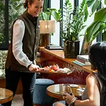 La Conversation Hotel 3*