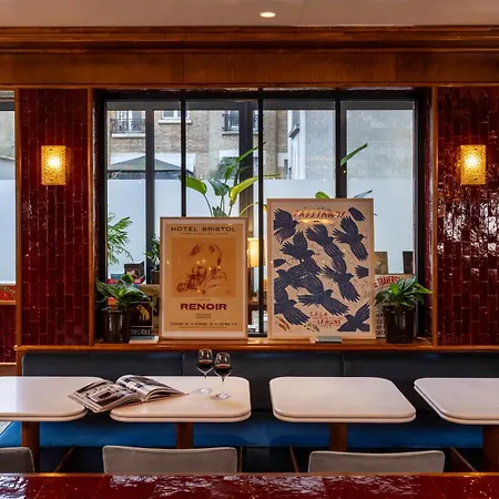 ホテル La Conversation パリ