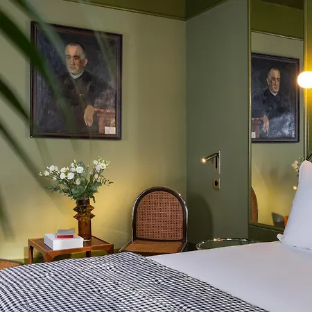 La Conversation ホテル 3*