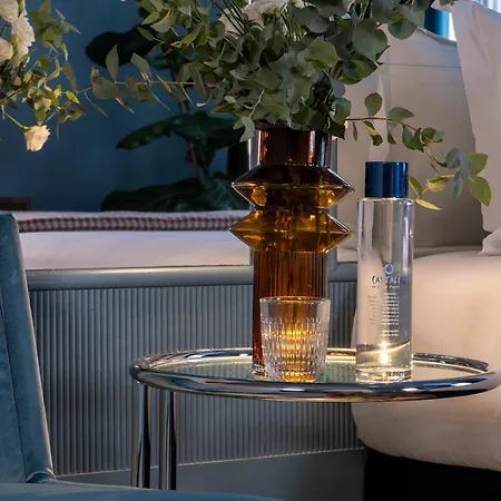 ホテル La Conversation 3*