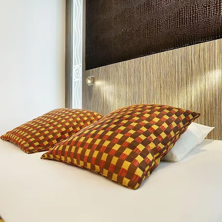 La Conversation ホテル 3*