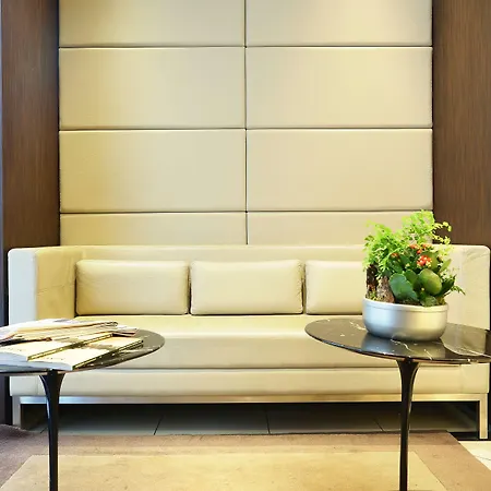 La Conversation ホテル パリ